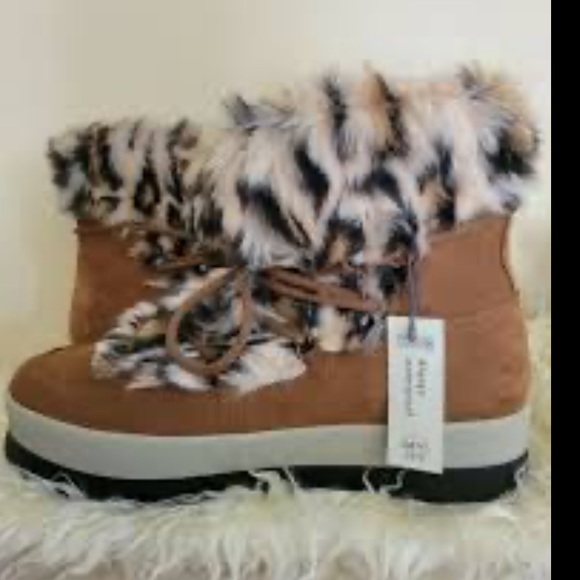 Cougar Leopard Vanity Boots - Sz. 10 - Picture 10 of 10